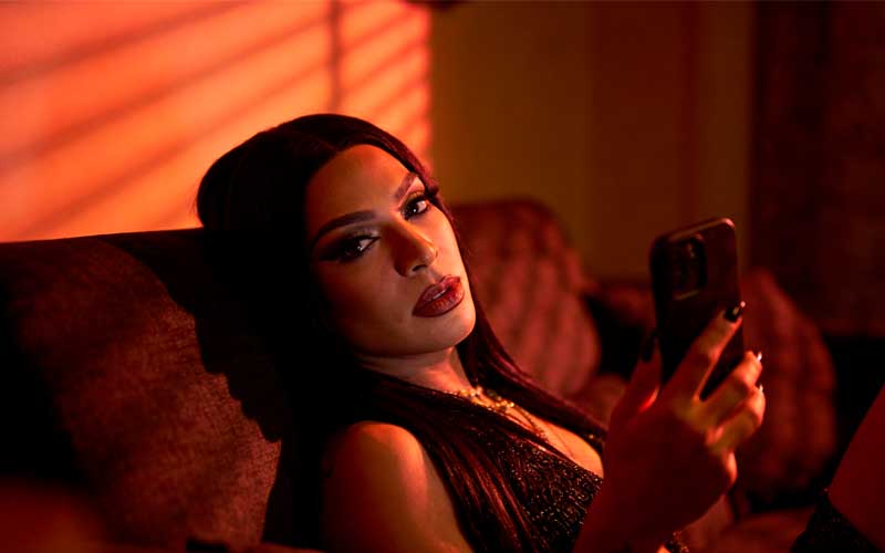 Ventajas de las líneas eróticas con travestis y transexuales